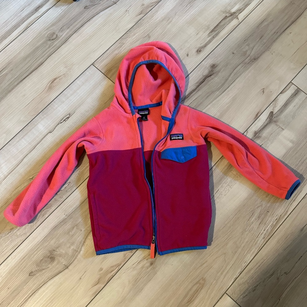 VGUC Patagonia Girls Micro D Snap-
T Jacket.